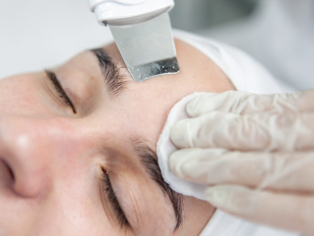 Ultraschall Gesichtsreinigung